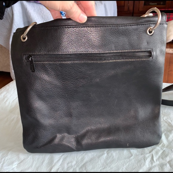 Unlisted by Kenneth Cole black leather handbag purse with shoulder strap - Picture 9 of 14